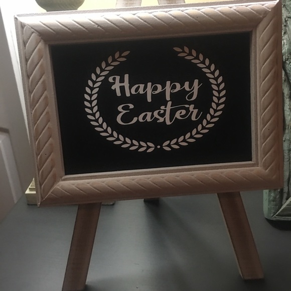 Rustic easel with vinyl design of your choice! - Picture 2 of 5